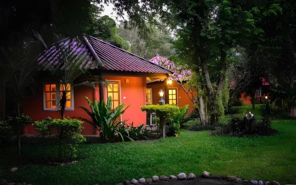 Natural Park Resort De Wang Thong Phitsanulok Buitenkant foto