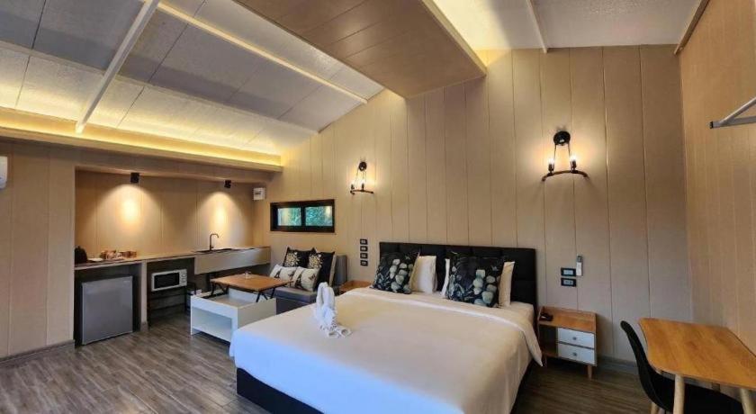 Natural Park Resort De Wang Thong Phitsanulok Buitenkant foto