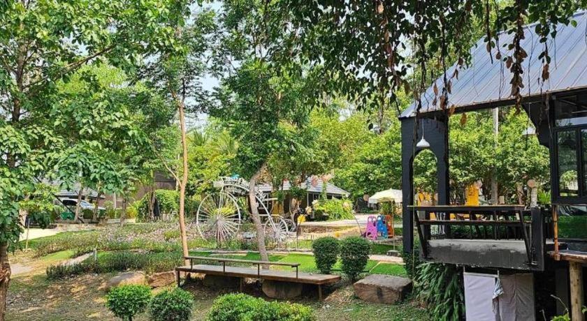 Natural Park Resort De Wang Thong Phitsanulok Buitenkant foto