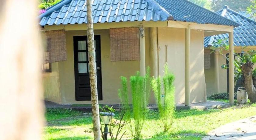 Natural Park Resort De Wang Thong Phitsanulok Buitenkant foto